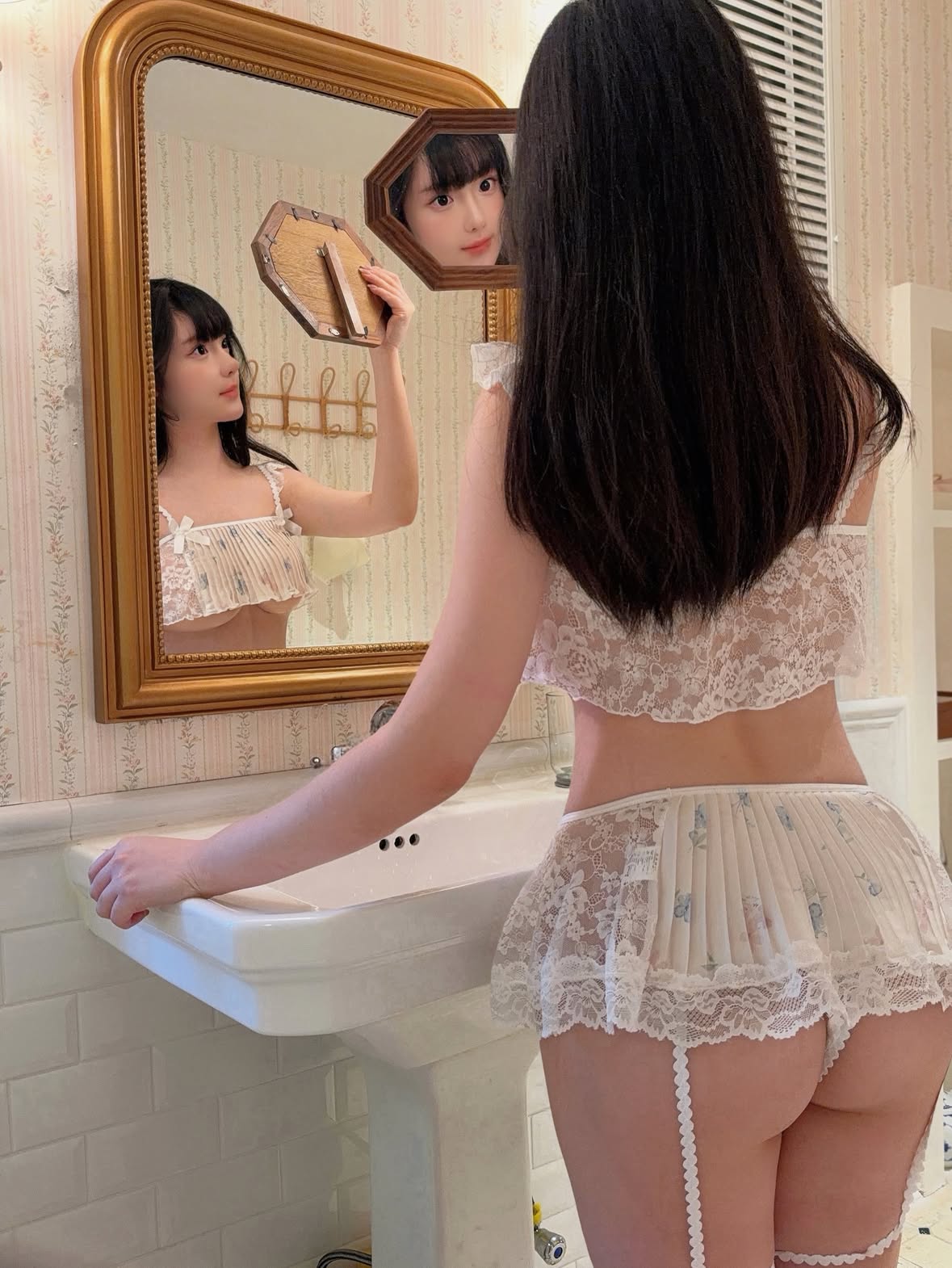 in my little mirror world 🪞