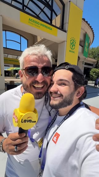 Chegamos, sem palavras, emoção toma conta da alma, o coração transborda, só quem corre junto sabe o que a gente faz e fez pra cobrir a Seleção ao longo desse ciclo!
.
E NINGUÉM VIAJOU MAIS DO QUE NÓS!
.
De Teresópolis a Tóquio, rodamos o mundo atrás da nossa SELEÇÃO!
.
Orgulho DEMAIS!
.
Muito obrigado, de coração! 🙏🏻💚💛⚽️
.
Fui CLEAR ???