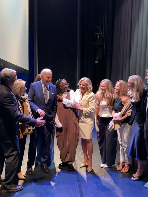 My heart is so full ❤️

Thank you to my family and friends for making the launch of my new book even more special. From the sweet moments backstage to my husband’s impromptu speech that had everyone smiling, it was a night I’ll never forget.

Having so many loved ones there to celebrate this milestone meant the world to me. Your love, encouragement, and support are the greatest gifts.

Thank you for sharing this unforgettable evening with me.✨