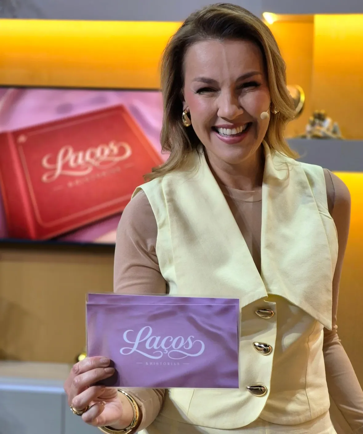O Laços e Histórias já começou! 💛✨
Depois de uma estreia emocionante, chegou a hora de mais um encontro especial com @paulaguimaraescn, repleto de conversas sinceras, reflexões e histórias que acolhem e inspiram. 🌷

👚 Paula Guimarães veste: @georgiacarvalholoja

#LaçosEHistórias #PaulaGuimarães #TVAparecida #UniversoFeminino #HistóriasQueConectam