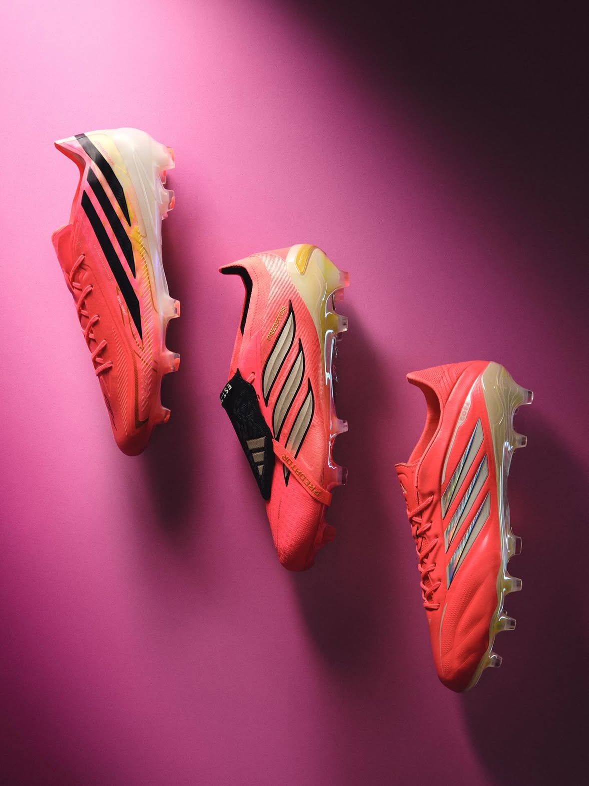 the journey begins. the world awaits 🌎🔥 ​

introducing the official FIFA World Cup boot pack. this is Road To Glory pack, available now. 🔗