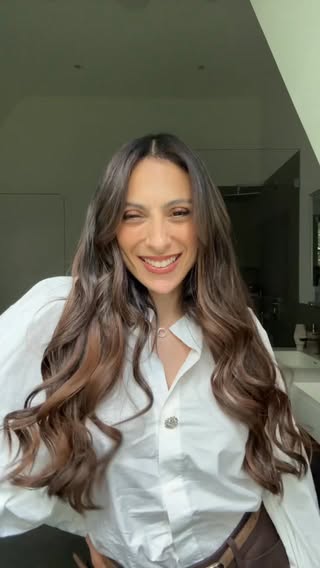 Ich habe mir mit 30 Jahren einfach das aller erste Mal in meinem Leben die Haare gefärbt!! Was sagen wir dazu? 🤍