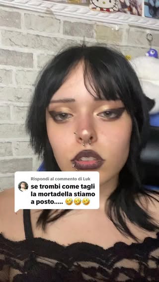 Lo posto anche qua perchè non è la prima volta che scrivono questo E GENUINAMENTE NON CAPISCOIL COLLEGAMENTO😭
#shitpost #vivalapizza
