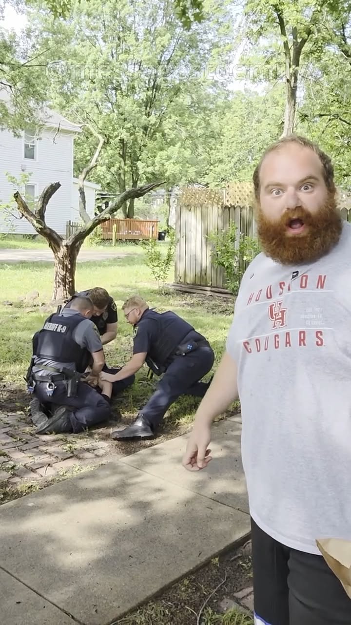 here come the cops!