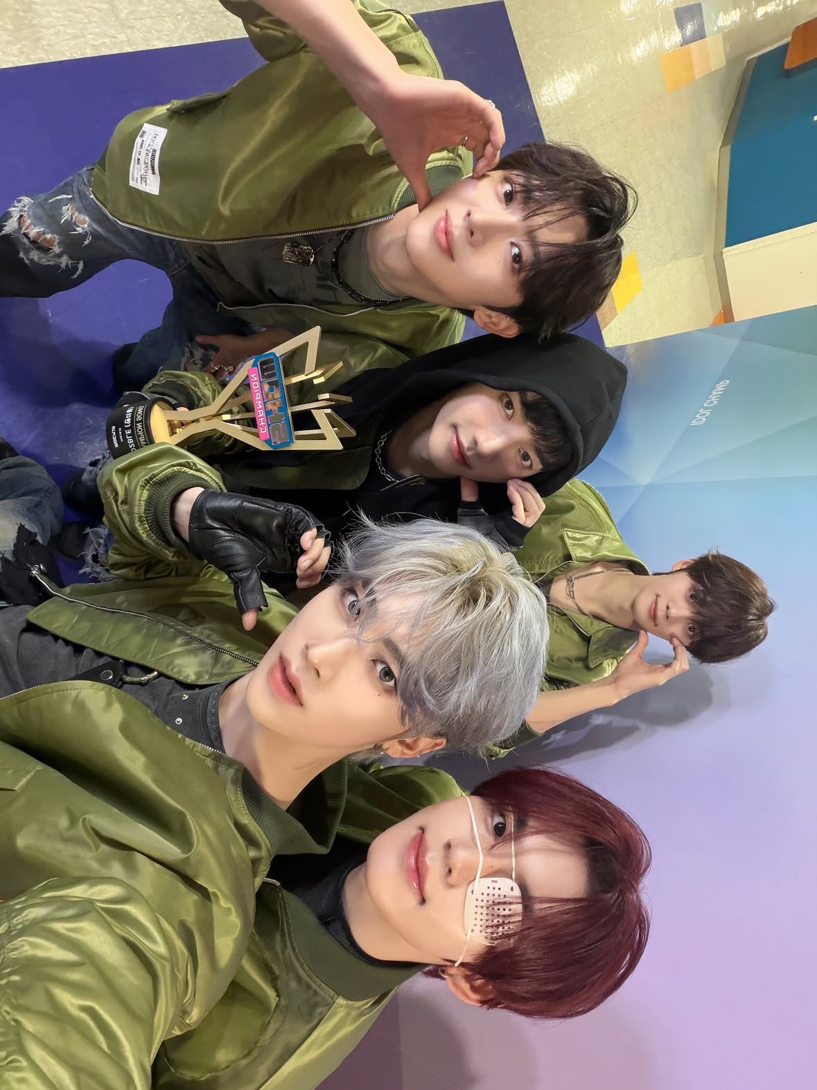 S#6 260603 쇼! 챔피언 
 
#AND2BLE #앤더블
#AND2BLE_Curiosity #AND2BLE_Curious