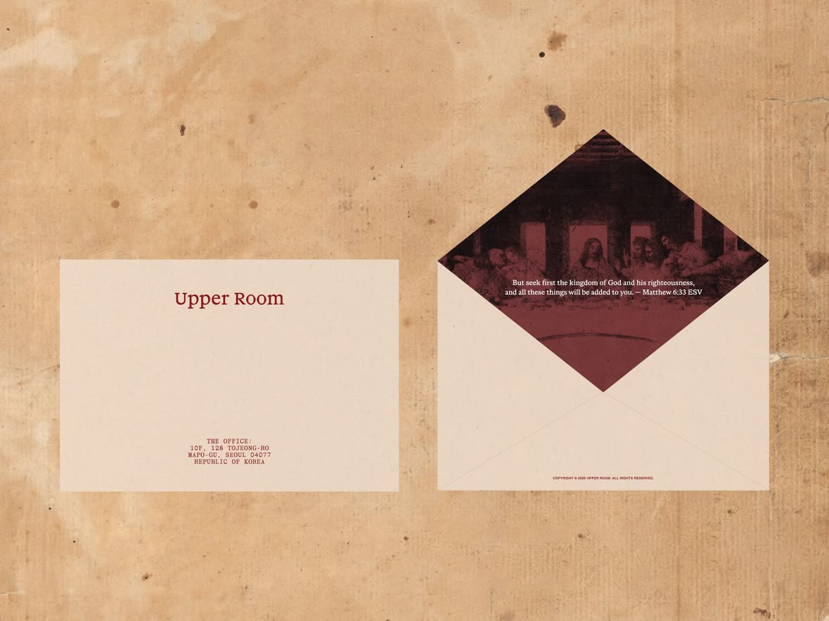 A letter becomes a room.
Upper Room.

#MarkLee #마크리 
#UpperRoom #어퍼룸