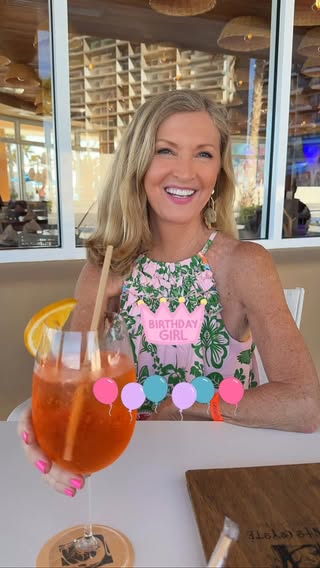 OMG… another birthday! 🎂💖🥂

Extra special this year with Bestie Amy & hubs here at the beach house! 🧜‍♀️🐬🌊@agepluselegance 

Yay to 71!!! 💋🌸😎 Life & love is a privilege: Wife, Mom, Grandma, Sister, Friend. 🥰🎂🥂

#strokesurvivor #strokesurvivorsneverquit #birthdaygirl #gracekarin 💖💋🌸