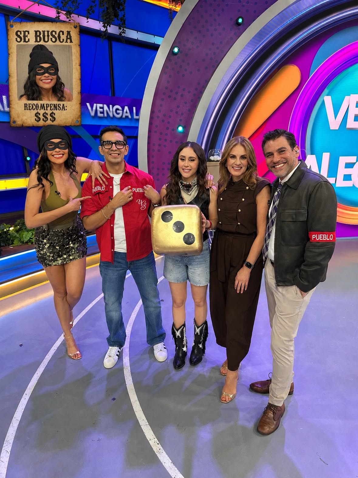 ¡El pueblo se llevó un juego más del #SinPalabrasVLA🎲! 🤩💃🏻✨🕺🏻 #VLA. ¡ATENCIÓN! Se busca ratera. 🐭