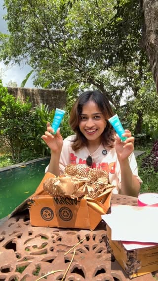 🎀 Pink Sale Purchases Are Finally Home! 🏡💕
.
.
.
.
#adhilanoora #nooradhila #adhilanasarin #adhilanazrin #nykaahaul 
.
.
.
.
~ Nykaa Pink sale, Haul Video, Nykaa Haul, Products, Skin Care~