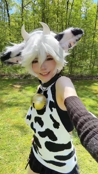 Woah there cowboy 🤠🐮

#cosplay #femboy #cowfemboy #kemonomimi #cowboy