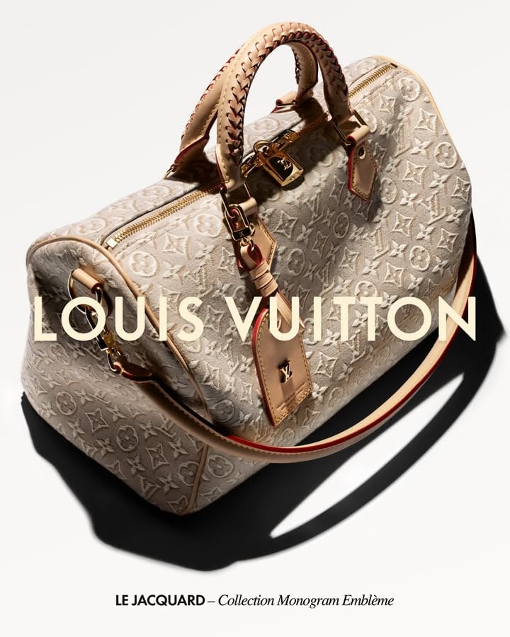 Monogram Emblème. Reimagined through texture, hue, and craftsmanship, the signature jacquard draws from the Vuittonnier — the House’s signature color library — to unveil an effect of depth through five distinct woven threads, as seen on the Speedy bag. 

Discover the collection on June 5th 

#LVMonogram130 #LouisVuitton