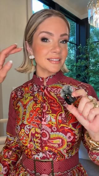 A @melissaschleicher makeup tutorial we’ve all been asking for!! Comment LOOK for links