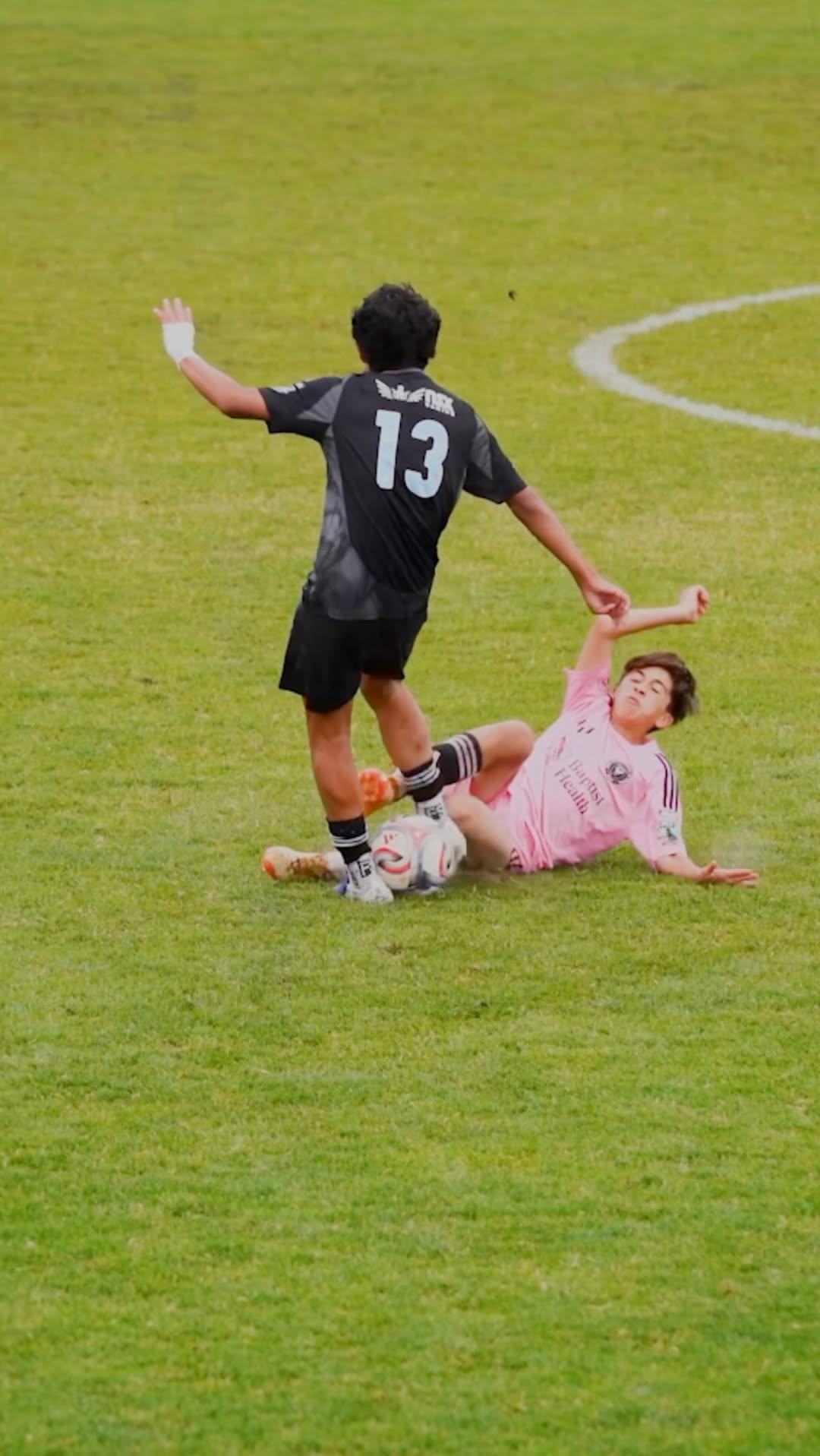 The Messi family has defenders too apparently 🛡️😂 @ks_sportsnetwork